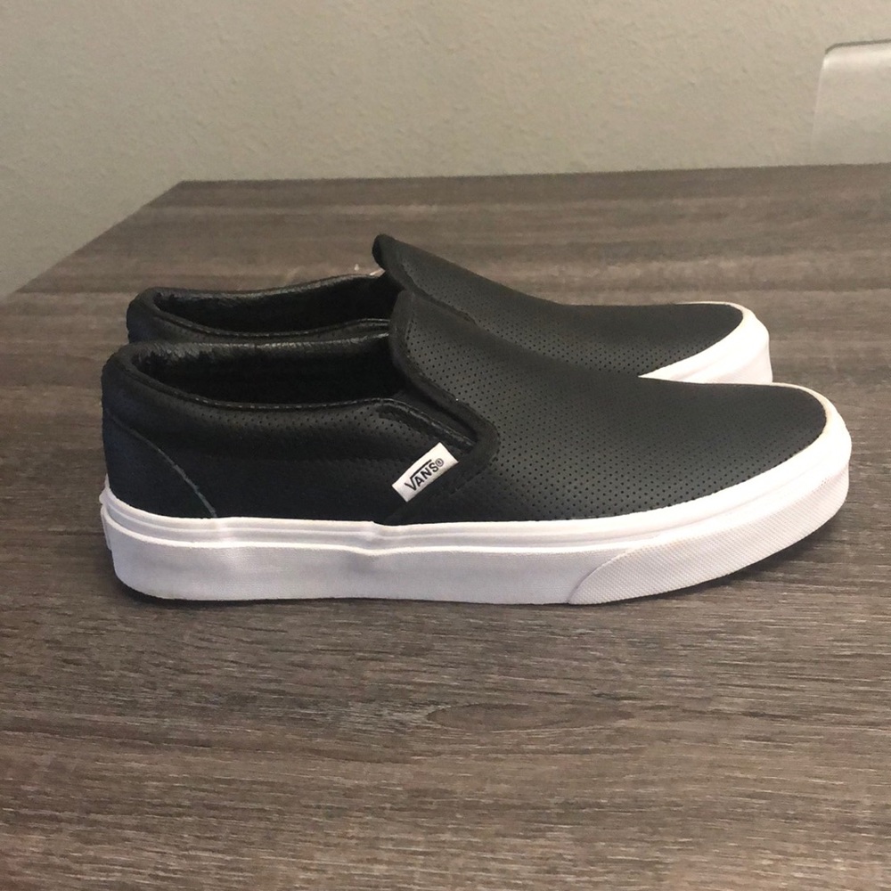 Vans ASHER PERFORATED SLIP-ON SNEAKER